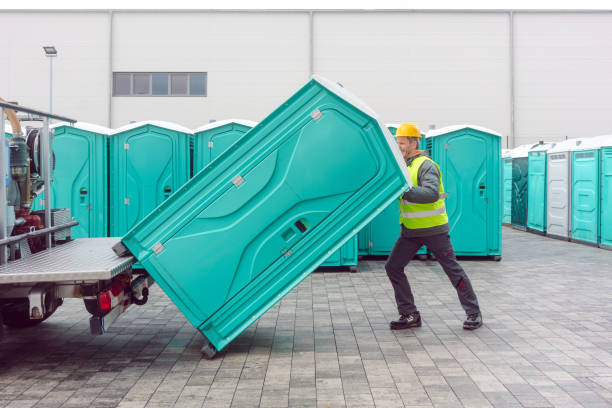 Best Portable restroom trailer rental  in Bluewell, WV