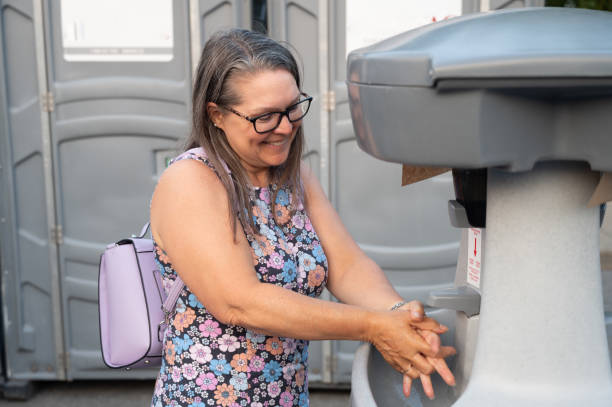 Portable Toilet Options We Offer in Bluewell, WV